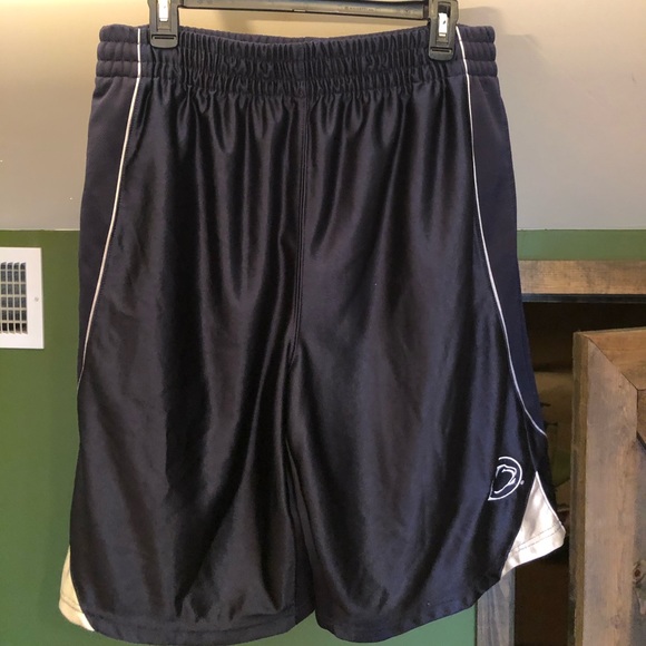 Men’s short - Picture 2 of 2